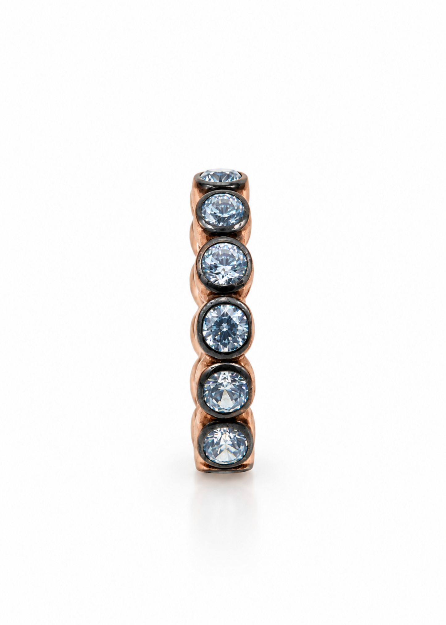 Noir Halo-925 Sterling silver