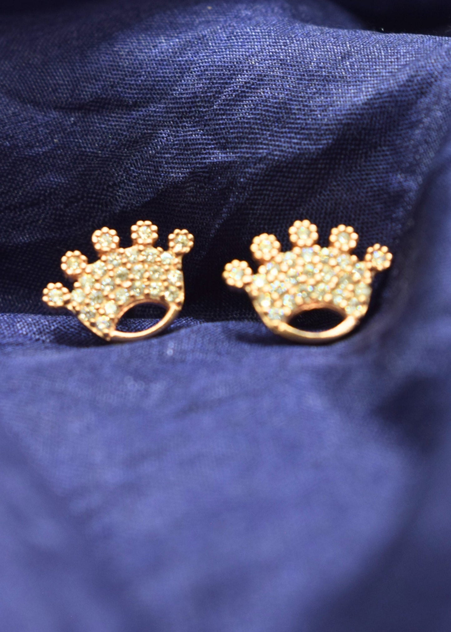 Crown stud – 925 Sterling Silver