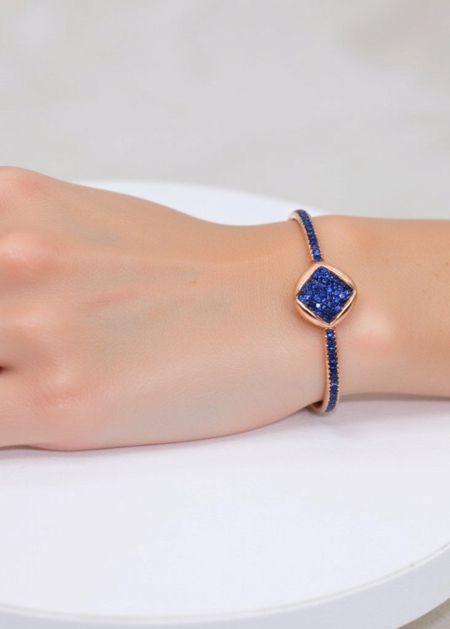 Sapphire Shine – 925 Sterling Silver